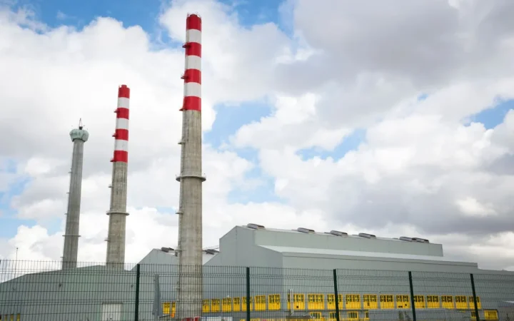 Air-Cooled vs Liquid-Cooled Standby Generators