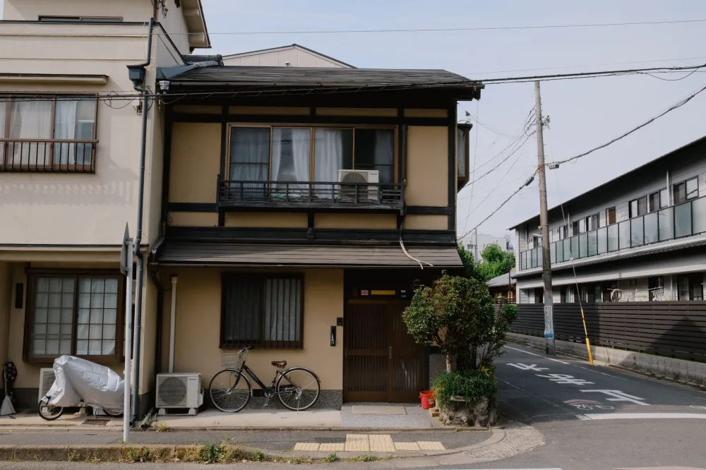Charming Japanese-style house in a quiet residential district.