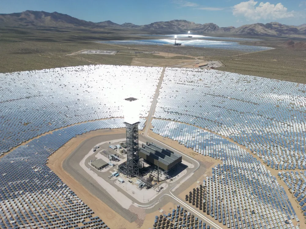 Expansive solar power plant in the California desert, showcasing renewable energy technology.